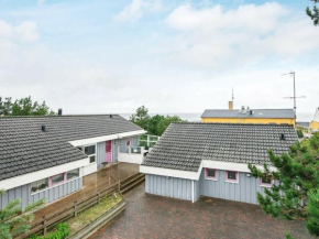 8 person holiday home in Glesborg